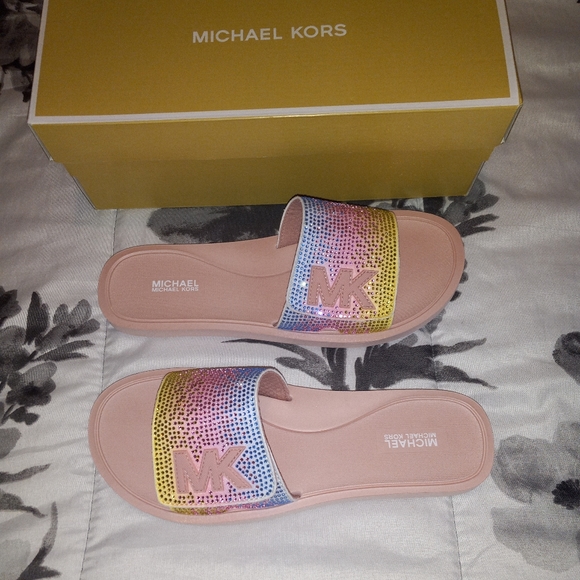 Michael Kors MK Slides Sandals - Picture 10 of 12